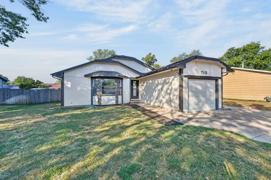 715 W Mona St, Wichita, KS 67217 - #2