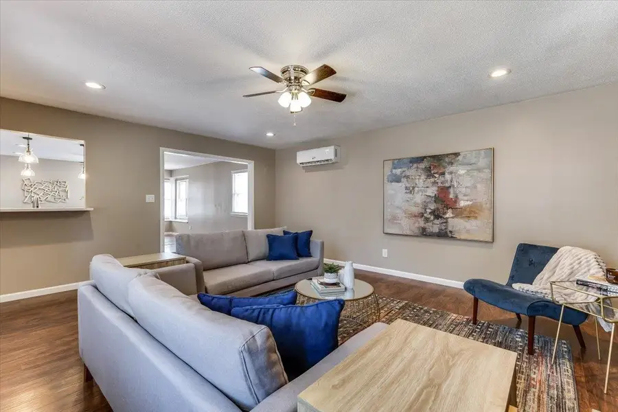 3926 W Westlawn St, Wichita, KS 67203 - #2