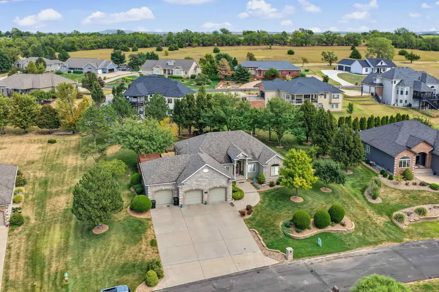2535 Dundee Ln, Salina, KS 67401 - #2