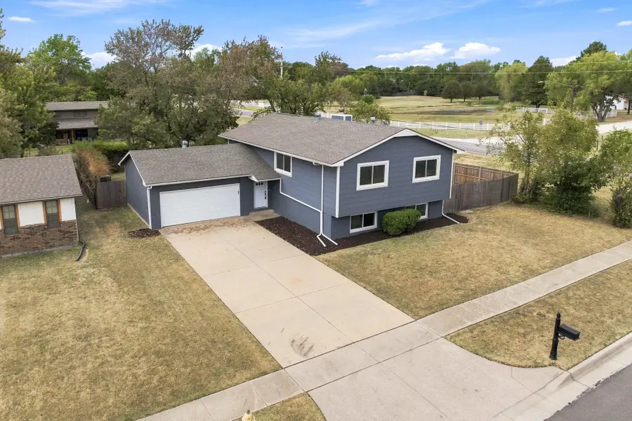4565 N Hillcrest, Bel Aire, KS 67220 - #3
