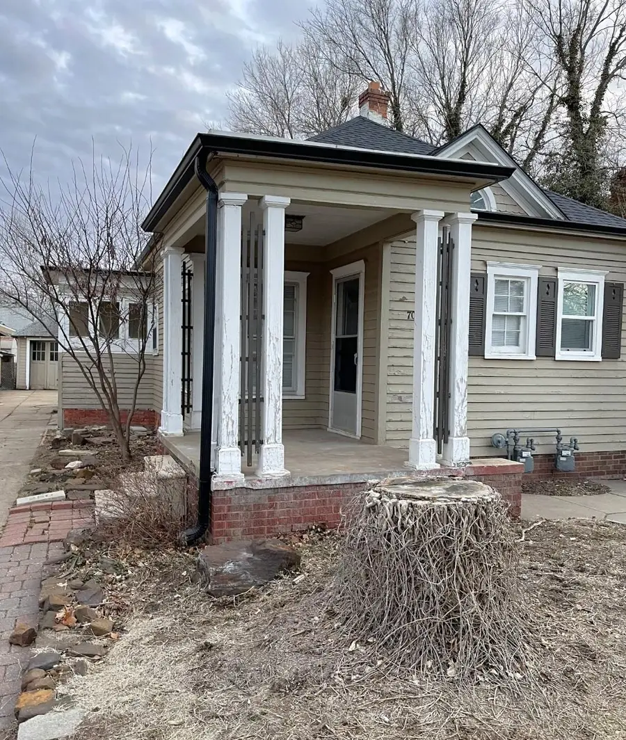705-707 W Ash St, Salina, KS 67401 - #2