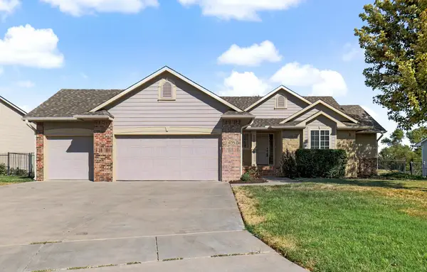 405 S Fawnwood St, Wichita, KS 67235