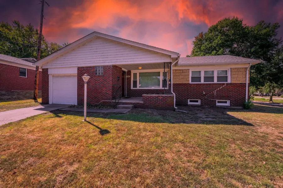 7417 E Lincoln, Wichita, KS 67207 - #2