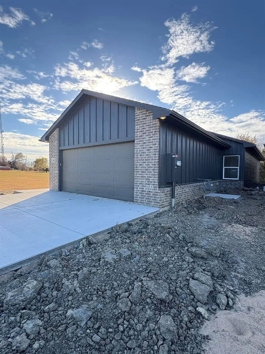 4821 N Vassar St, Wichita, KS 67220 - #2