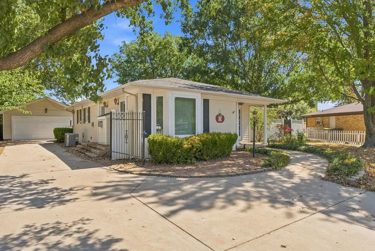 842 N Acadia, Wichita, KS 67212 - #1