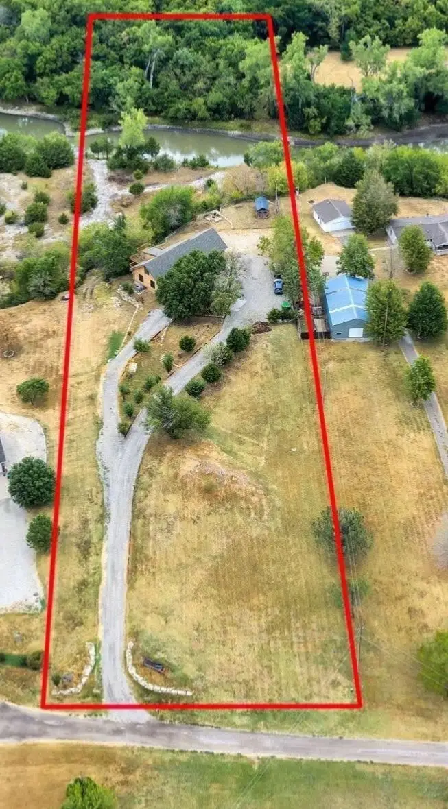 5262 SW 96th St, Augusta, KS 67010 - #2