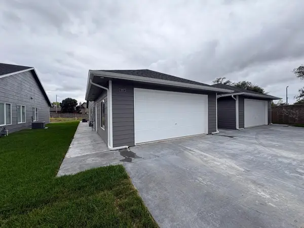 2965 S Bunker Hill Ct #200, Wichita, KS 67210
