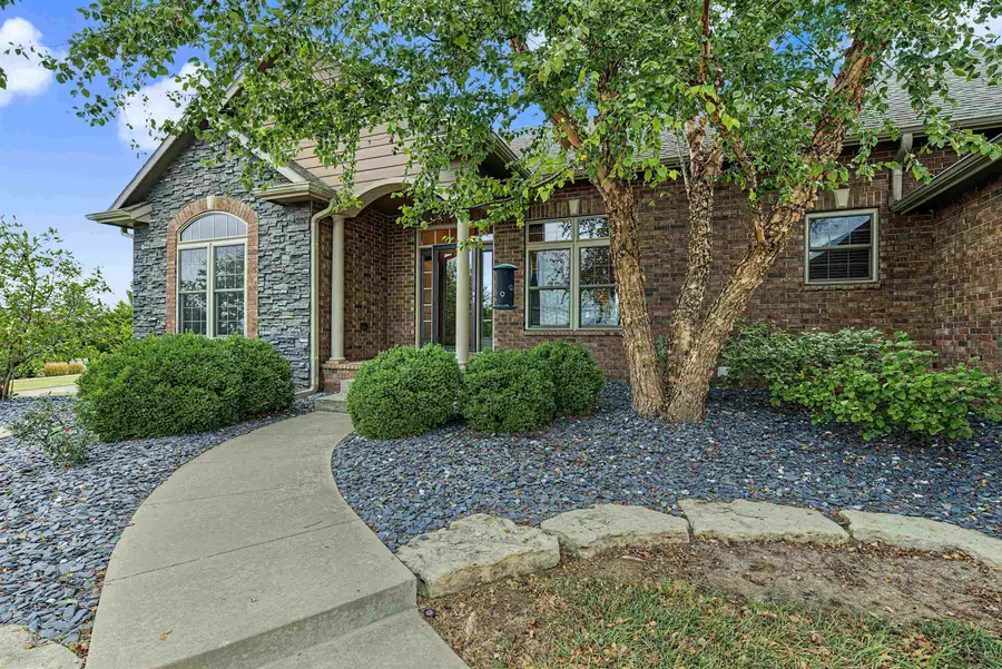 2310 Pinecrest Cr, Salina, KS 67401 - #3