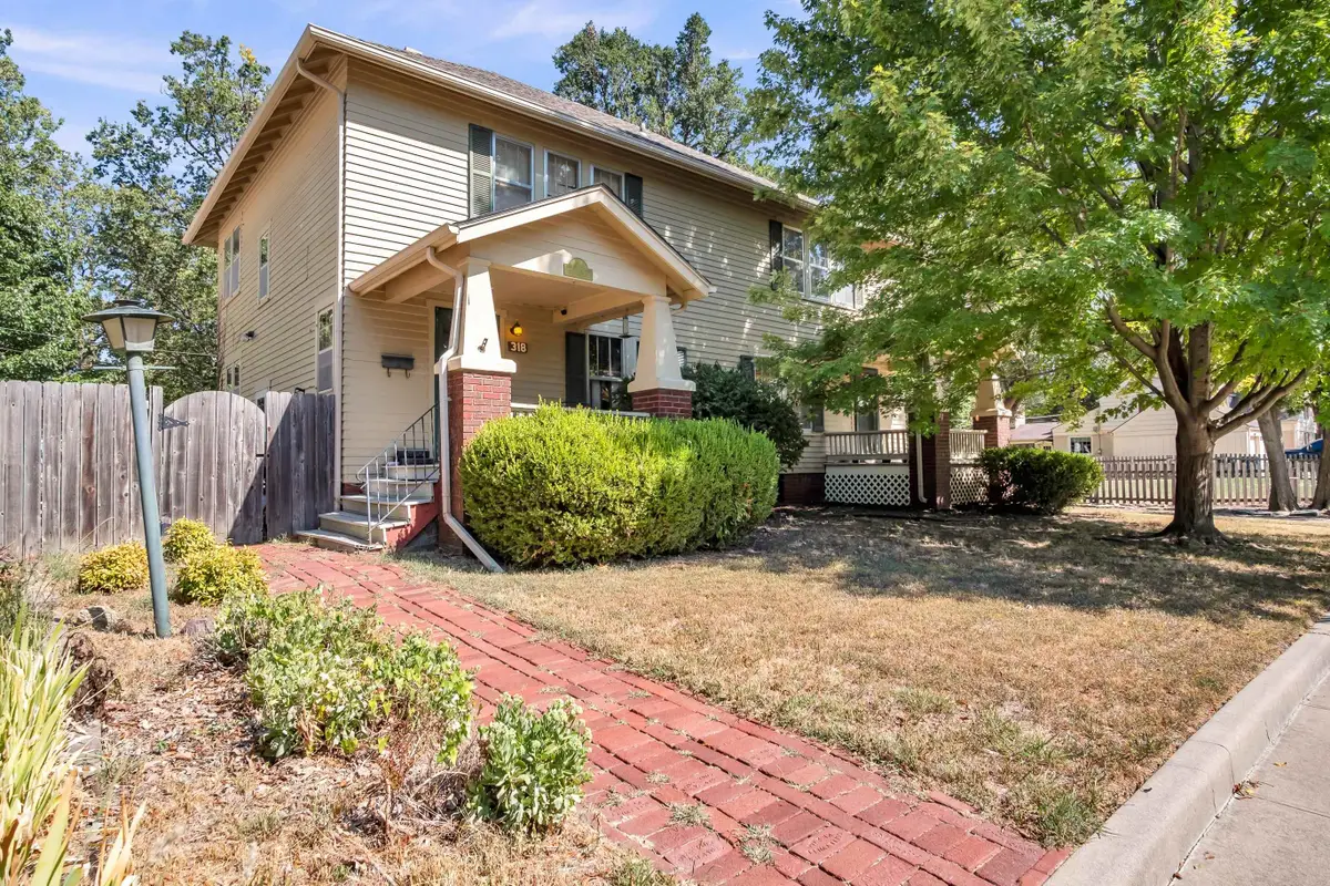 316 N Pine St, Newton, KS 67114 - #1