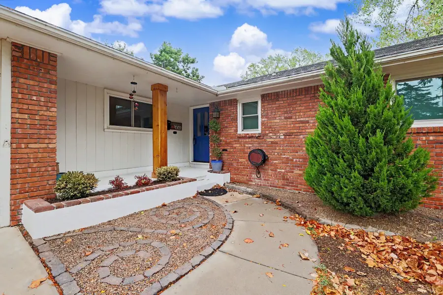 7002 E Magill Ln, Wichita, KS 67206 - #2