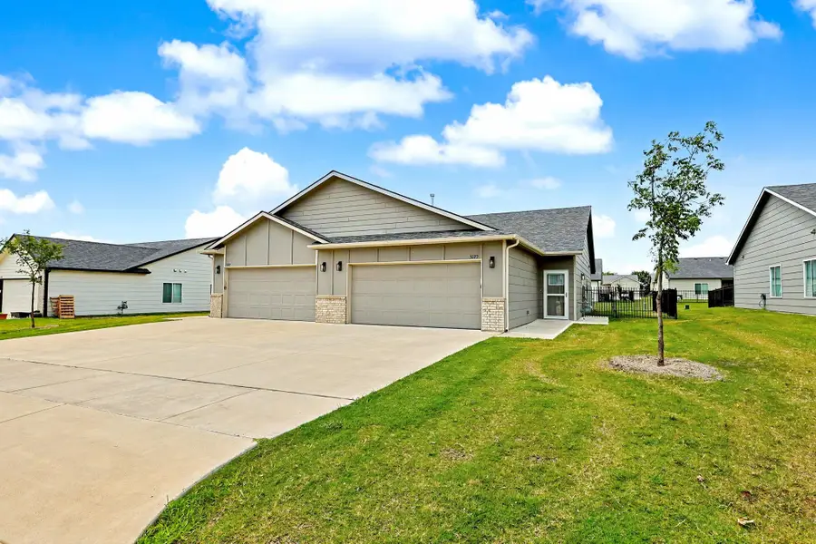 5229 N Cypress, Bel Aire, KS 67226 - #2