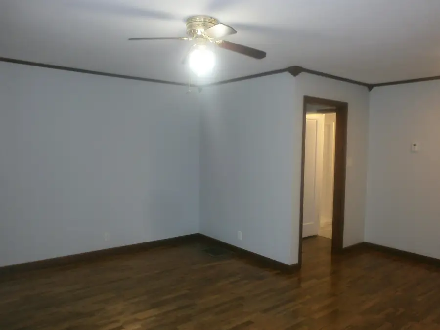 1609 Osborne, Salina, KS 67401 - #3