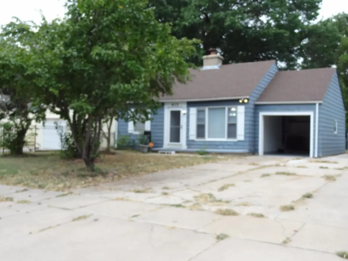 615 S Pershing, Wichita, KS 67218 - #1