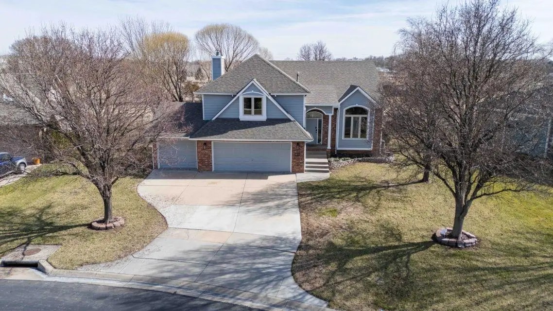 330 S Fairway Cir, Andover, KS 67002 - #1