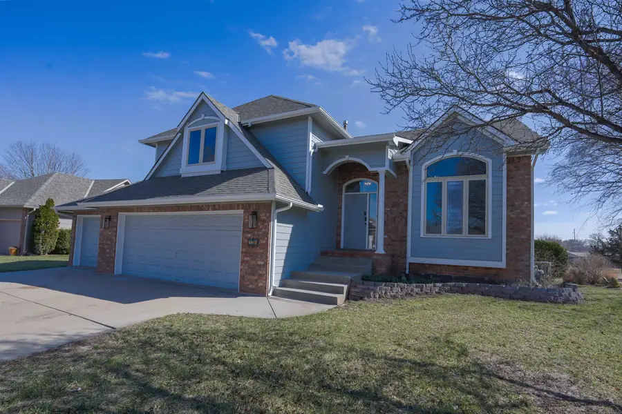 330 S Fairway Cir, Andover, KS 67002 - #3