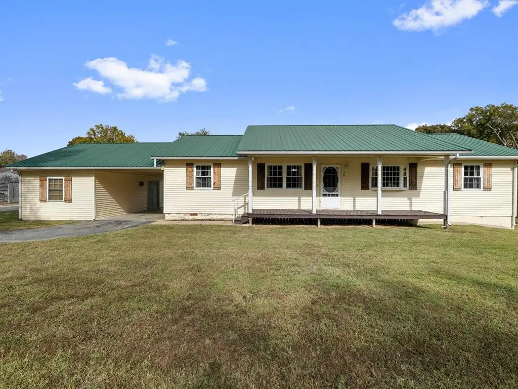 20 S LOGAN RD, Morgantown, KY 42261 - Image #1