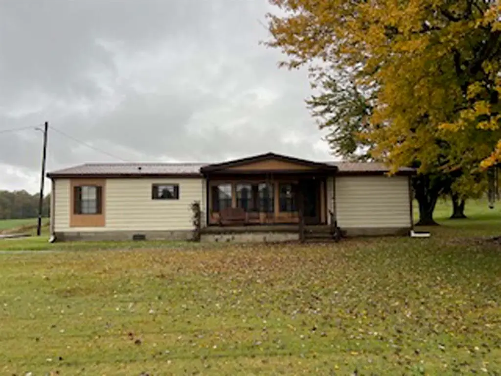 375 Magnolia Lake Lane, Utica, KY 42376 - Image #1