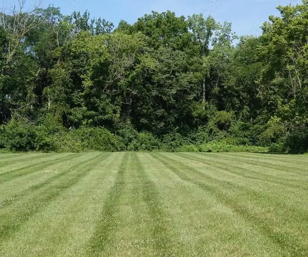 9000 Hwy 231, Utica, KY 42376