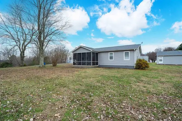 26 Mahaney Ln, Utica, KY 42376