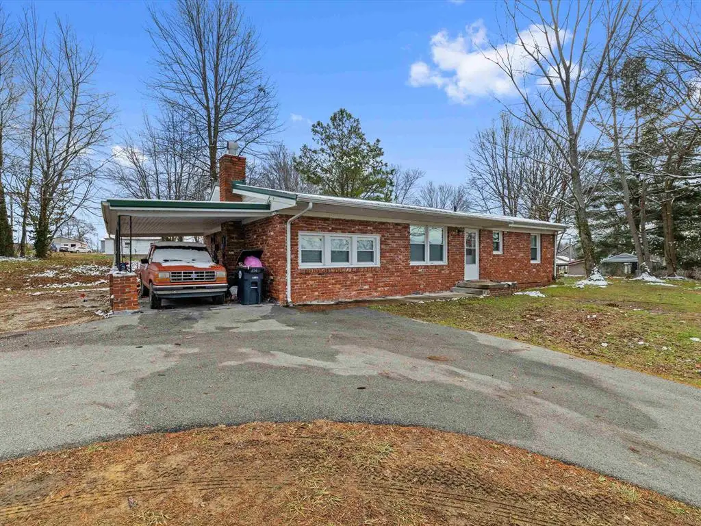 708 Elm St, Cloverport, KY 40111 - Image #1