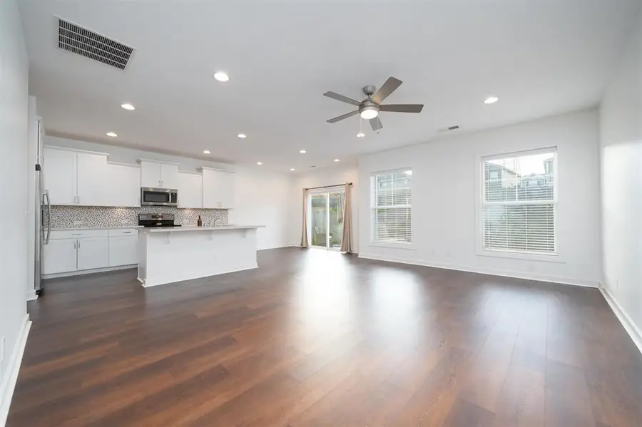 2665 Dellwood Valley Lane, Utica, KY 42376 - Image #3