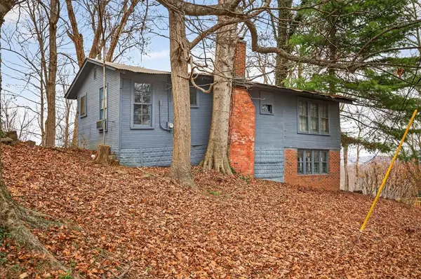 240 Clubhouse Drive, Hawesville, KY 42348