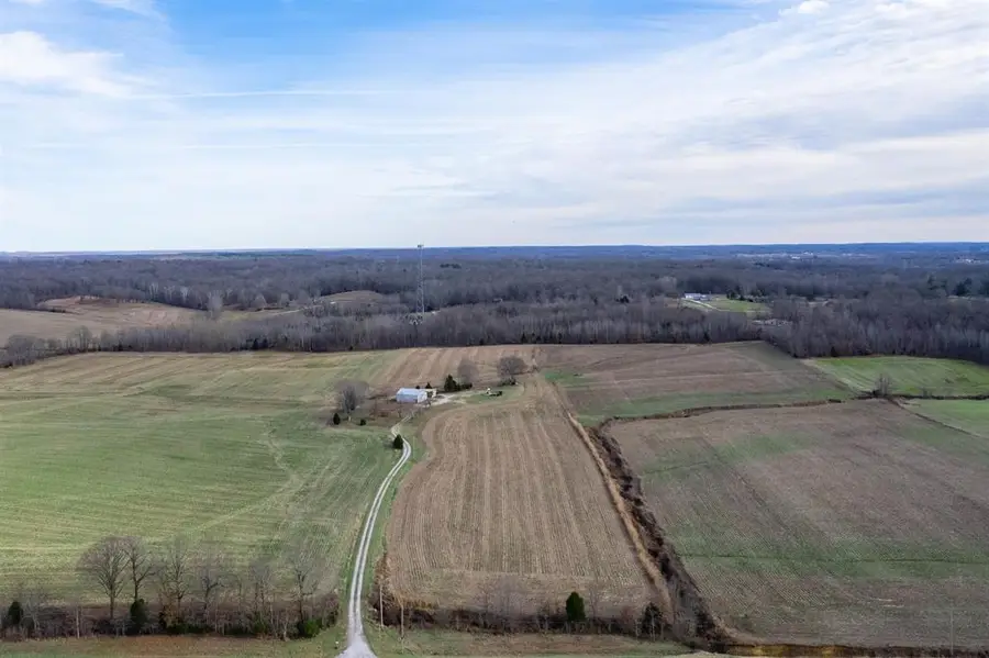 1939 Greenbriar Rd, Utica, KY 42376 - Image #2