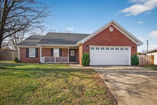 2208 Emerald Ct, Owensboro, KY 42303