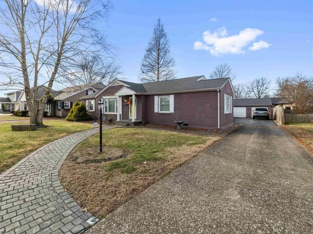 2004 Robin Road, Owensboro, KY 42301 - Image #1