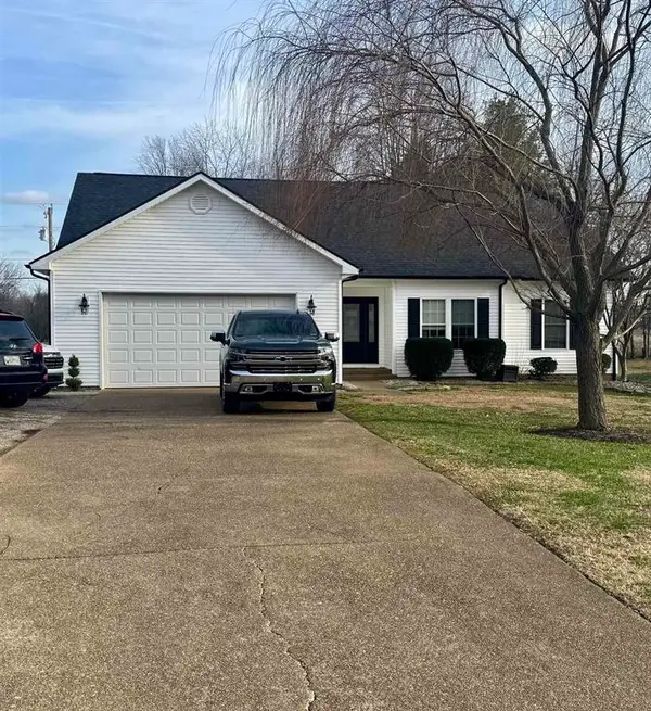 5448 Dee Acres Dr, Philpot, KY 42366