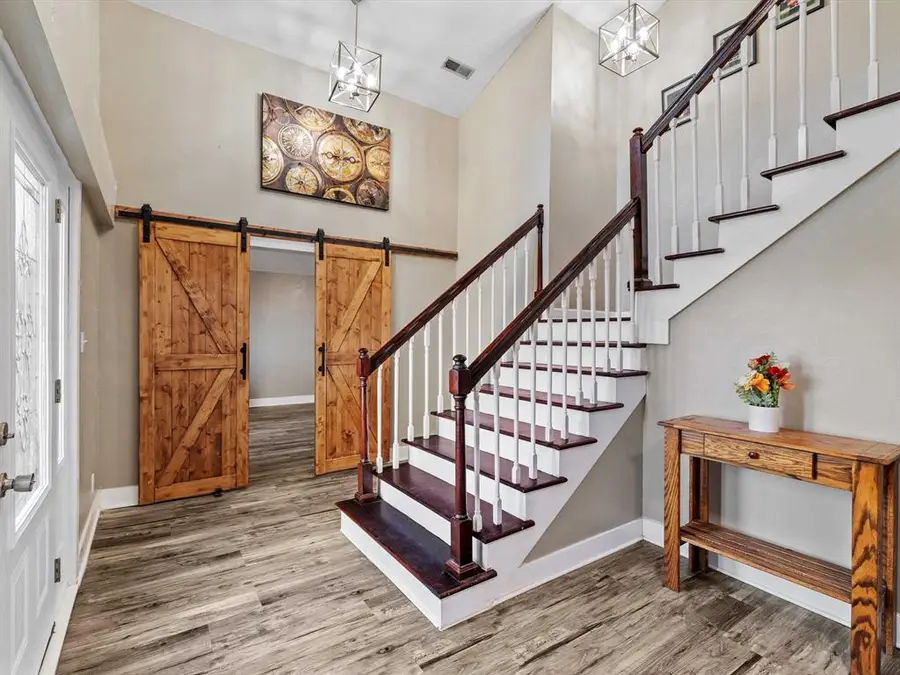 515 Hillcrest Circle, Hawesville, KY 42348 - #2