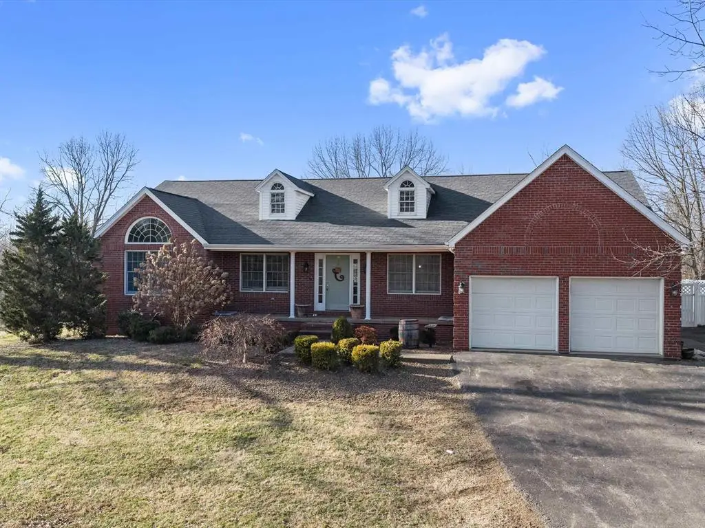 200 John Richard Ln, Hawesville, KY 42348 - #1