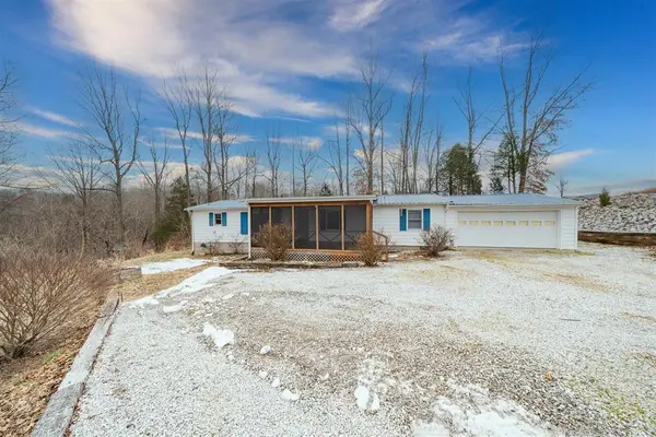 5722 Hwy 764, Whitesville, KY 42378