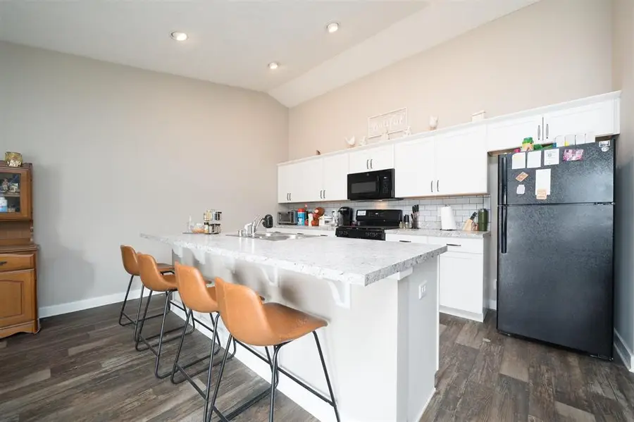 404 Bluegrass Drive, Lewisport, KY 42351 - #3