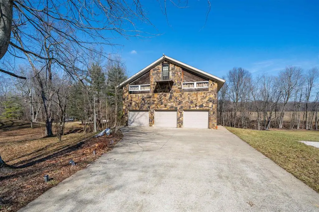 2811 South Hampton Rd., Owensboro, KY 42303 - #1