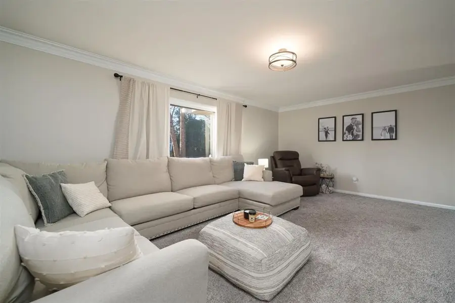 2930 Tanglewood Dr, Owensboro, KY 42303 - #3