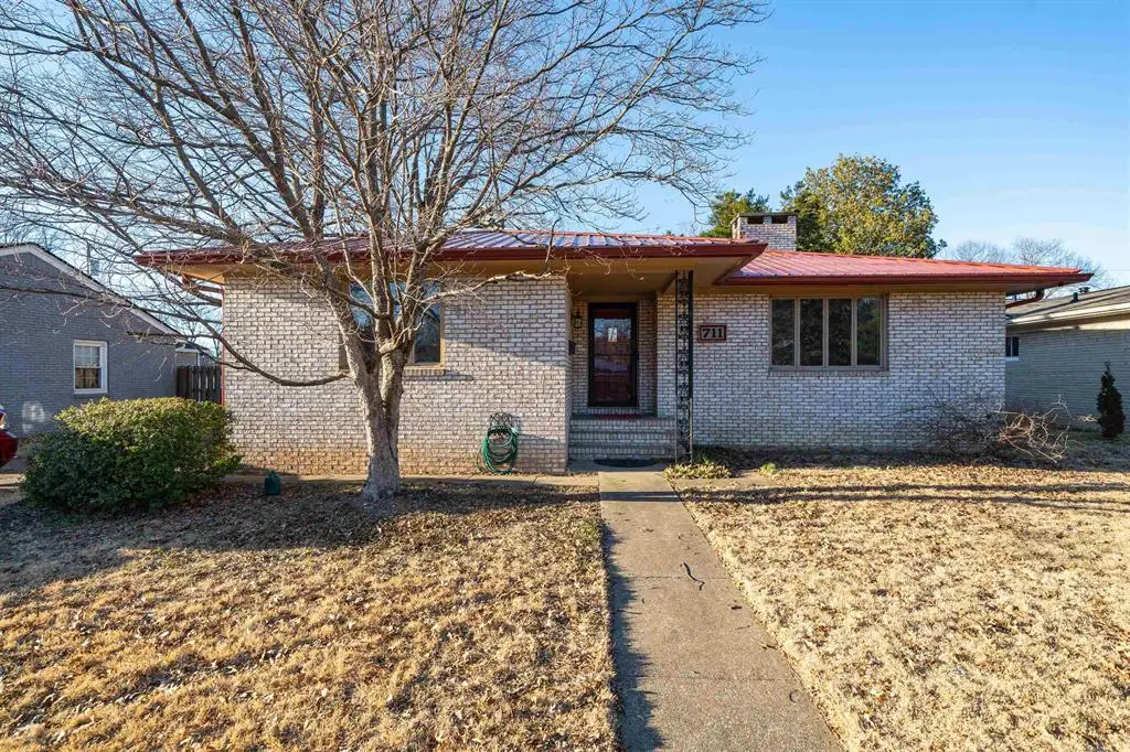 711 Walnut Park Dr, Owensboro, KY 42301 - #1