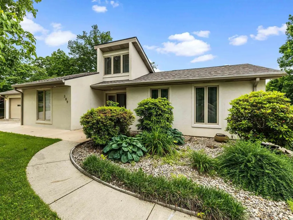 389 Lakeview Dr, Somerset, KY 42503 - #1