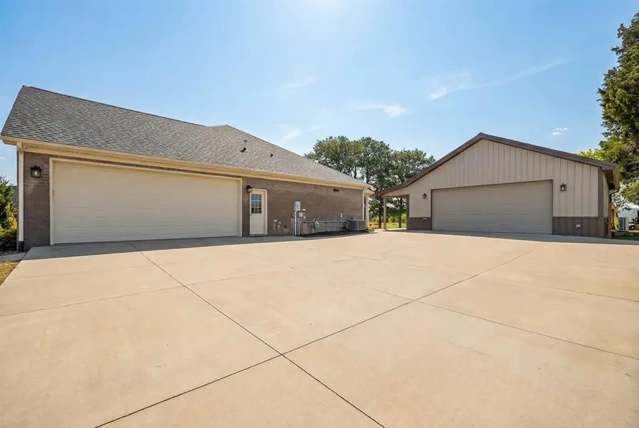 3225 S Hampton Rd, Philpot, KY 42366 - #2