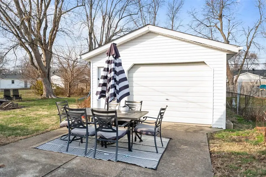 327 Whittier Drive, Owensboro, KY 42301 - #3