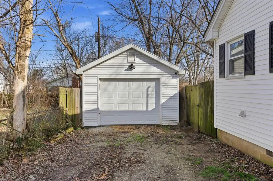 2550 E Riverside Dr, Evansville, IN 47714 - #2