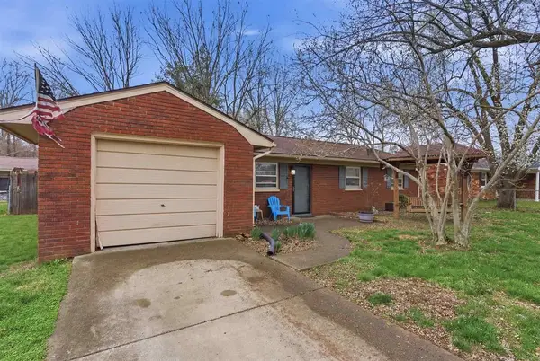 5000 Cambridge Drive, Owensboro, KY 42303