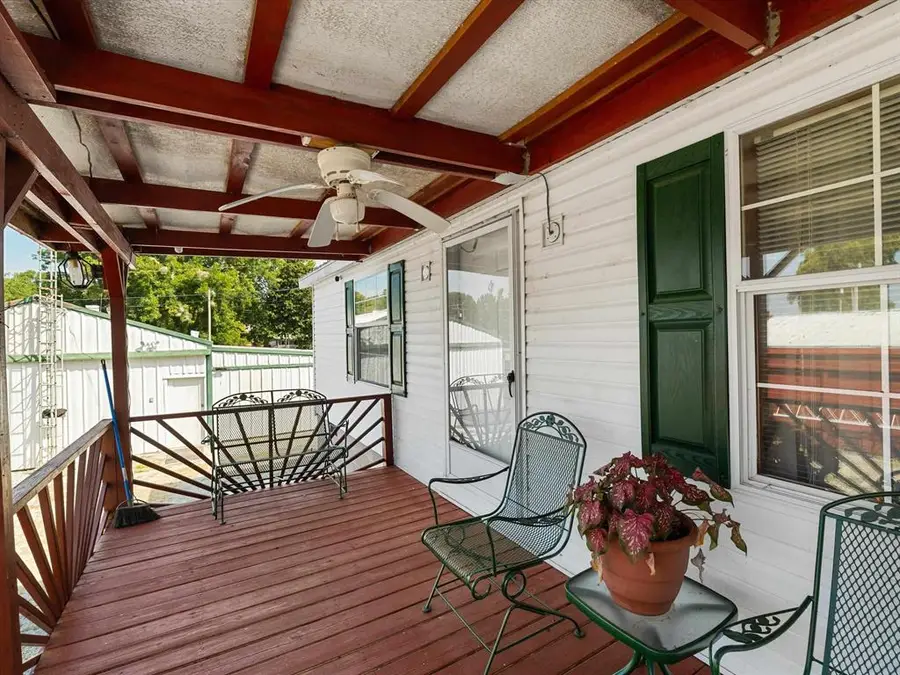 304 Duvall Ct, Livermore, KY 42352 - #3