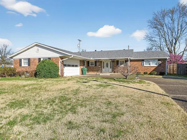 817 Wesleyan Park Dr, Owensboro, KY 42301