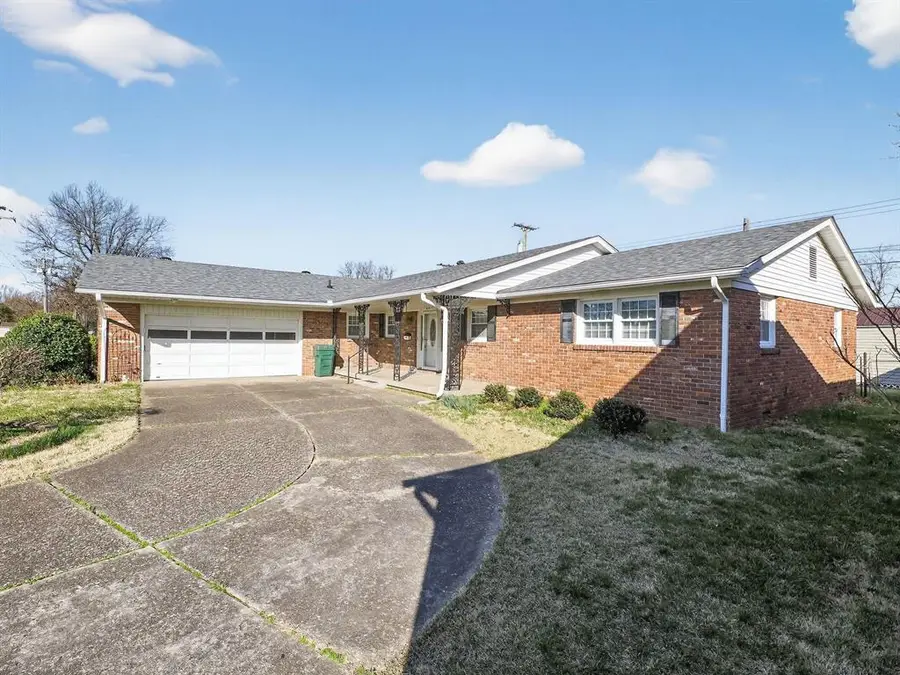 817 Wesleyan Park Dr, Owensboro, KY 42301 - #2