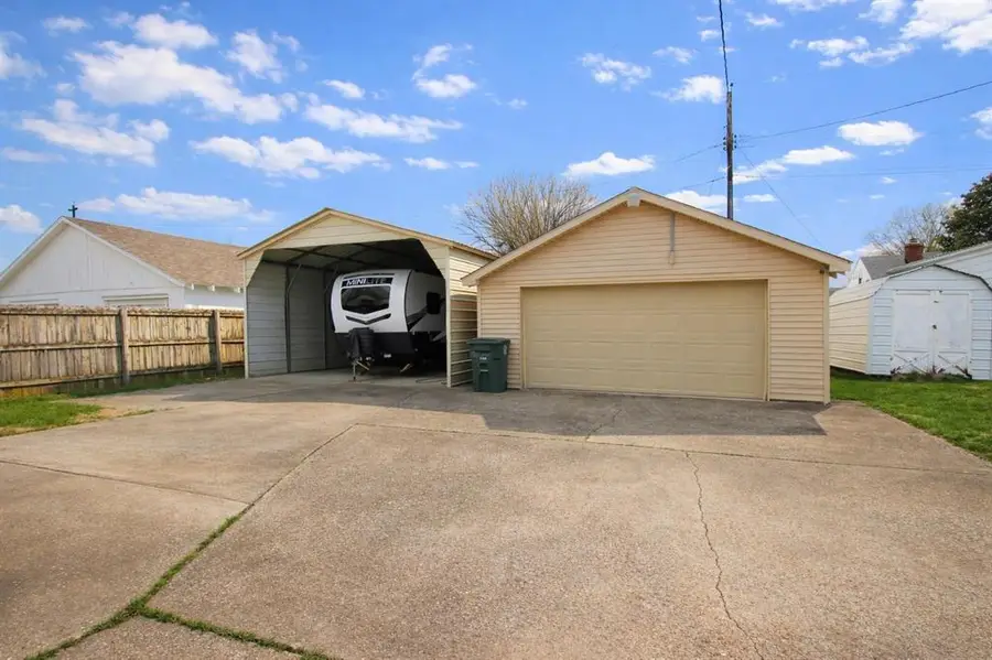 3016 Daviess St, Owensboro, KY 42303 - #2