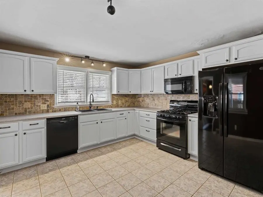 520 Warwick Dr W, Owensboro, KY 42303 - #2