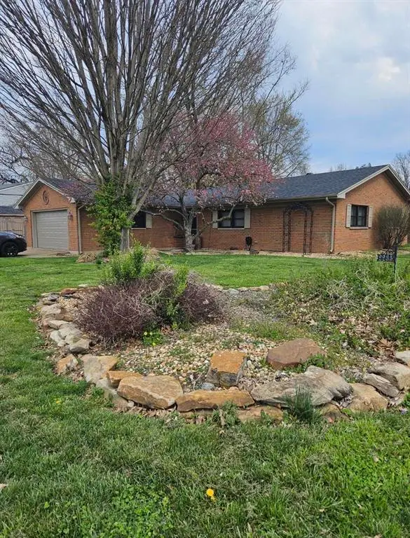 2235 Twenty Grand Ave, Owensboro, KY 42301