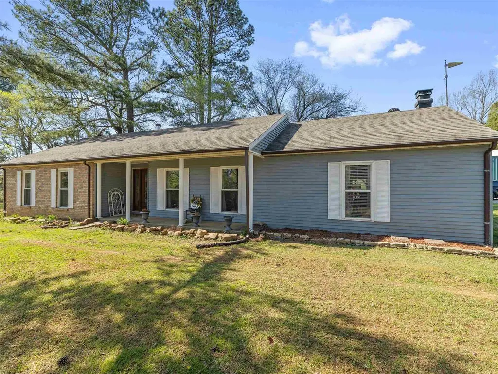 972 J T King Rd, Hartford, KY 42347 - #1