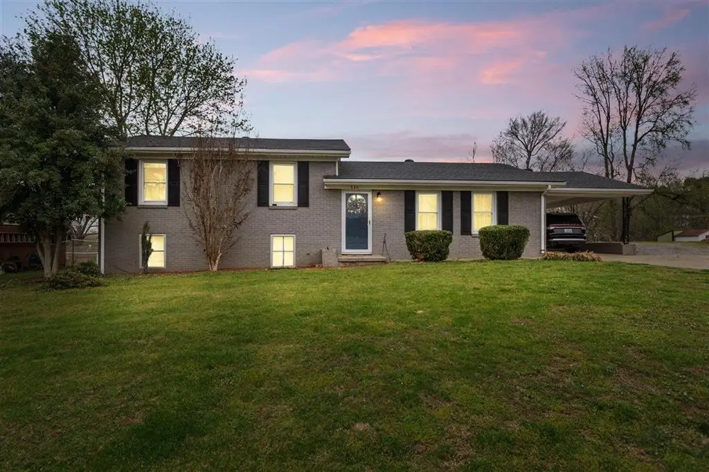 525 Charles St, Central City, KY 42330 - #1